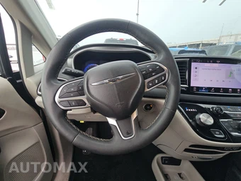 2023 Chrysler Pacifica Touring L 121.6" WB - miniatura 10