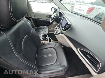 2023 Chrysler Pacifica Touring L 121.6" WB - miniatura 8
