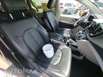 2023 Chrysler Pacifica Touring L 121.6" WB - miniatura 19