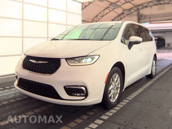 2023 Chrysler Pacifica Touring L 121.6" WB