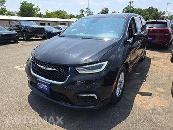 2023 Chrysler Pacifica Touring L 121.6" WB