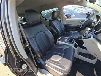 2023 Chrysler Pacifica Touring L 121.6" WB - miniatura 19