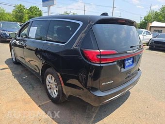 2023 Chrysler Pacifica Touring L 121.6" WB - miniatura 2
