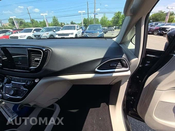 2023 Chrysler Pacifica Touring L 121.6" WB - miniatura 20