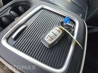 2023 Chrysler Pacifica Touring L 121.6" WB - miniatura 8
