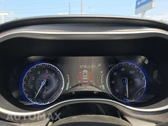 2023 Chrysler Pacifica Touring L 121.6" WB - miniatura 9