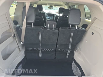 2023 Chrysler Pacifica Touring L 121.6" WB - miniatura 17