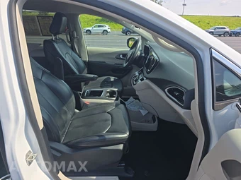 2023 Chrysler Pacifica Touring L 121.6" WB - miniatura 8