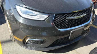 2023 Chrysler Pacifica Touring L 121.6" WB - miniatura 23
