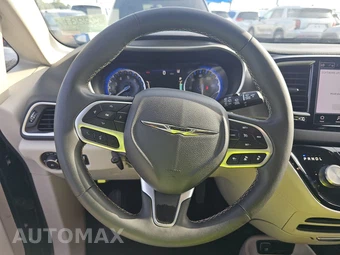 2023 Chrysler Pacifica Touring L 121.6" WB - miniatura 10