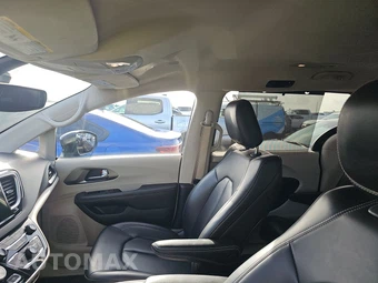 2023 Chrysler Pacifica Touring L 121.6" WB - miniatura 19