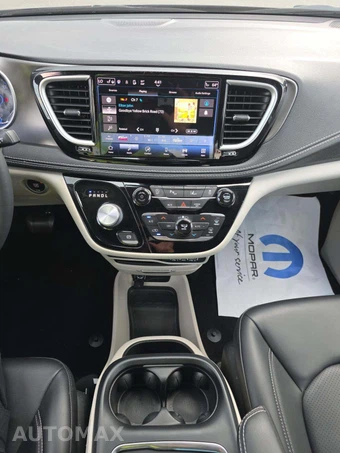 2023 Chrysler Pacifica Touring L 121.6" WB - miniatura 10