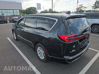 2023 Chrysler Pacifica Touring L 121.6" WB - miniatura 2