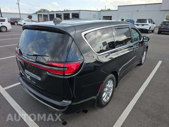 2023 Chrysler Pacifica Touring L 121.6" WB - miniatura 3