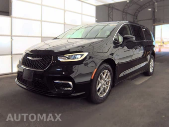 2023 Chrysler Pacifica Touring L 121.6" WB