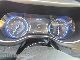 2023 Chrysler Pacifica Touring L 121.6" WB - miniatura 12