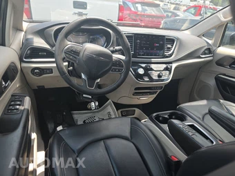 2023 Chrysler Pacifica Touring L 121.6" WB - miniatura 11