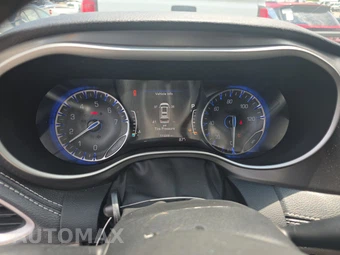 2023 Chrysler Pacifica Touring L 121.6" WB - miniatura 12