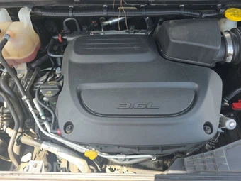 2023 Chrysler Pacifica Touring L 121.6" WB - miniatura 16