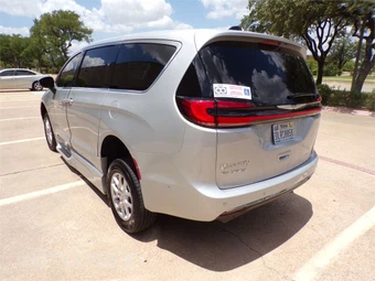 2023 Chrysler Pacifica Touring L 121.6" WB - miniatura 6