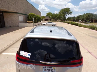 2023 Chrysler Pacifica Touring L 121.6" WB - miniatura 8