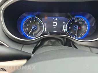2023 Chrysler Pacifica Touring L 121.6" WB - miniatura 9