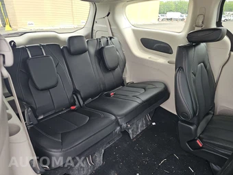 2023 Chrysler Pacifica Touring L 121.6" WB - miniatura 14