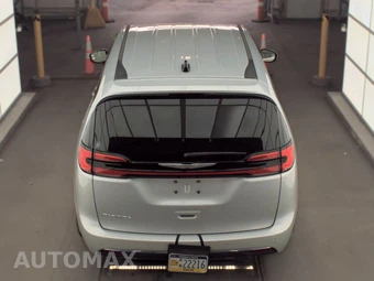 2023 Chrysler Pacifica Touring L 121.6" WB - miniatura 5