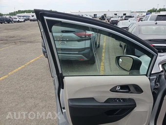 2023 Chrysler Pacifica Touring L 121.6" WB - miniatura 9