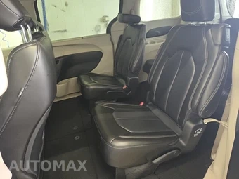 2023 Chrysler Pacifica Touring L 121.6" WB – miniatura 16