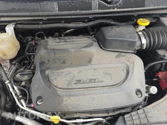 2023 Chrysler Pacifica Touring L 121.6" WB – miniatura 18
