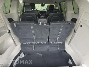 2023 Chrysler Pacifica Touring L 121.6" WB – miniatura 7