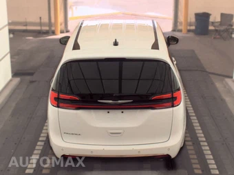 2023 Chrysler Pacifica Touring L 121.6" WB - miniatura 5