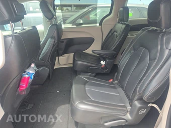 2023 Chrysler Pacifica Touring L 121.6" WB - miniatura 13