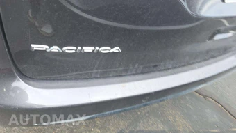 2023 Chrysler Pacifica Touring L 121.6" WB - miniatura 28
