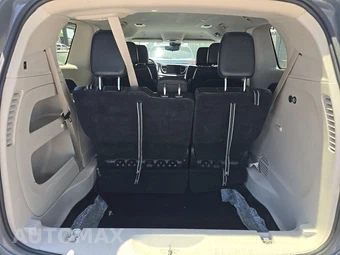 2023 Chrysler Pacifica Touring L 121.6" WB – miniatura 17