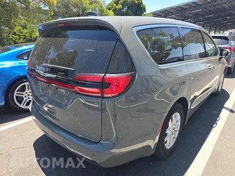 2023 Chrysler Pacifica Touring L 121.6" WB – miniatura 4