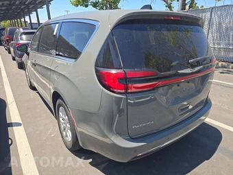2023 Chrysler Pacifica Touring L 121.6" WB – miniatura 6