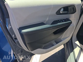 2023 Chrysler Pacifica Touring L 121.6" WB – miniatura 9