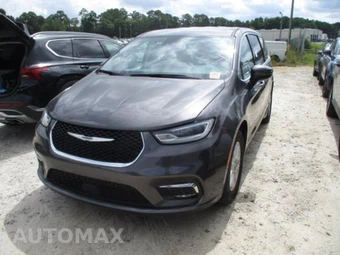 2023 Chrysler Pacifica Touring L 121.6" WB