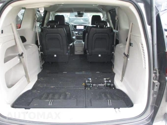 2023 Chrysler Pacifica Touring L 121.6" WB - miniatura 17