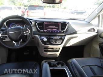 2023 Chrysler Pacifica Touring L 121.6" WB - miniatura 12