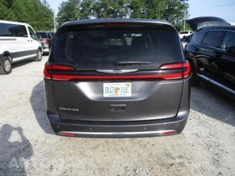 2023 Chrysler Pacifica Touring L 121.6" WB - miniatura 15