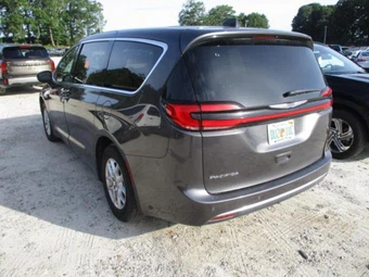 2023 Chrysler Pacifica Touring L 121.6" WB - miniatura 2