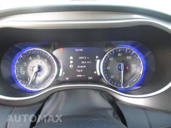 2023 Chrysler Pacifica Touring L 121.6" WB - miniatura 9