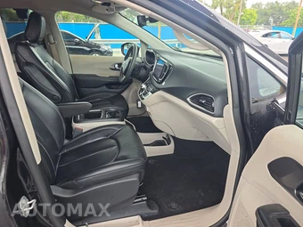 2023 Chrysler Pacifica Touring L 121.6" WB - miniatura 8