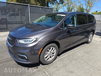 2023 Chrysler Pacifica Touring L 121.6" WB