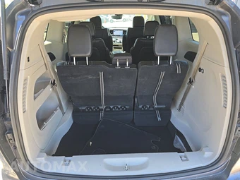 2023 Chrysler Pacifica Touring L 121.6" WB - miniatura 17