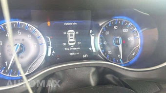 2023 Chrysler Pacifica Touring L 121.6" WB - miniatura 18