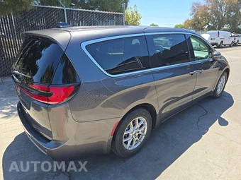 2023 Chrysler Pacifica Touring L 121.6" WB - miniatura 4